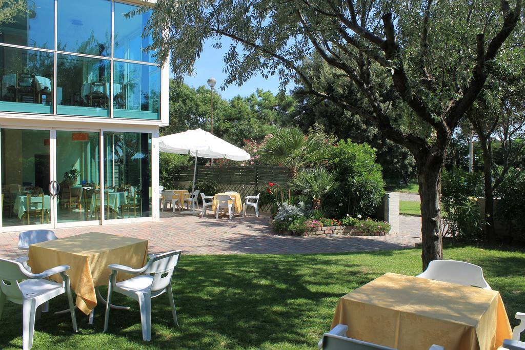 לידו די קלאסה Hotel Astor B&B מראה חיצוני תמונה