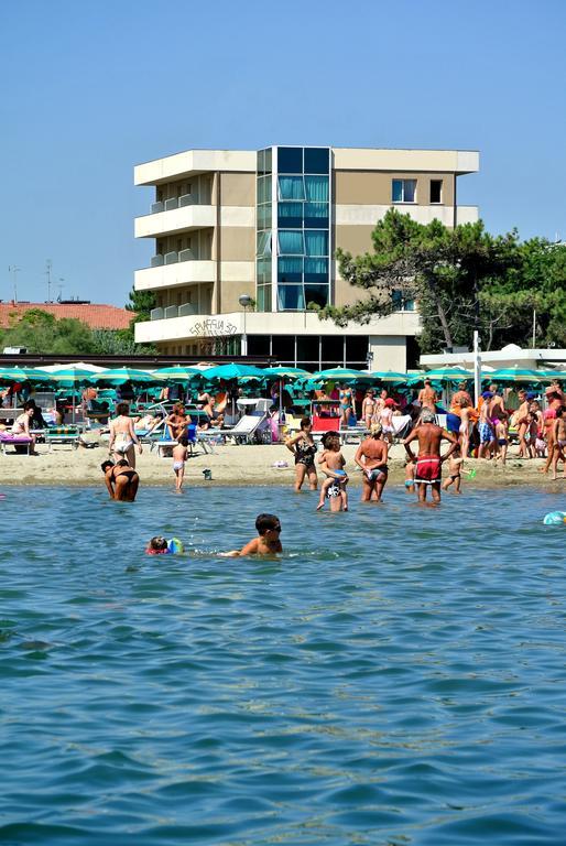 לידו די קלאסה Hotel Astor B&B מראה חיצוני תמונה