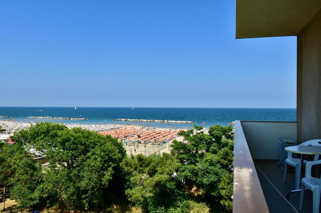 לידו די קלאסה Hotel Astor B&B מראה חיצוני תמונה