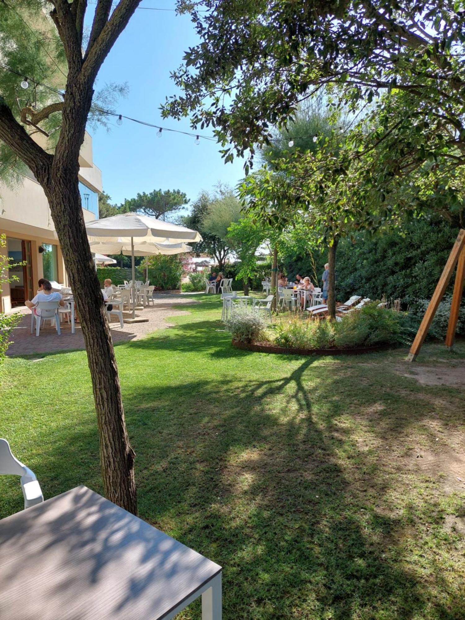 לידו די קלאסה Hotel Astor B&B מראה חיצוני תמונה